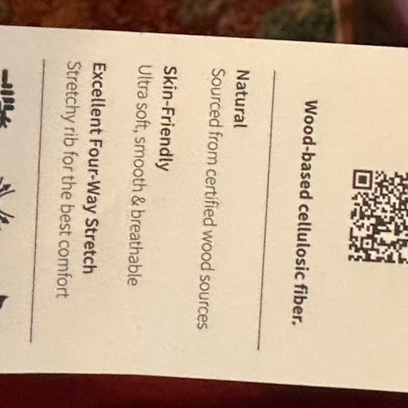 - NWT leisure athletic workout loungewear top. Better than lululemon and Halara - Picture 2 of 6